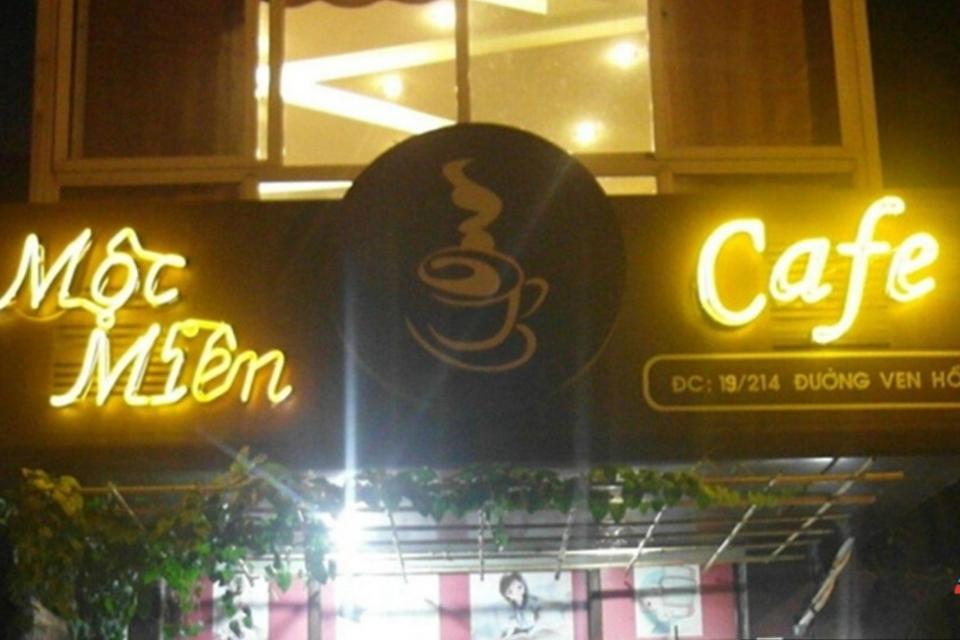 Mẫu biển hiệu Neon trang trí cho quán cà phê